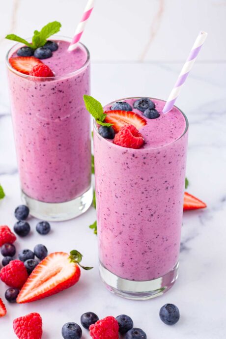 Berry Yogurt Smoothie