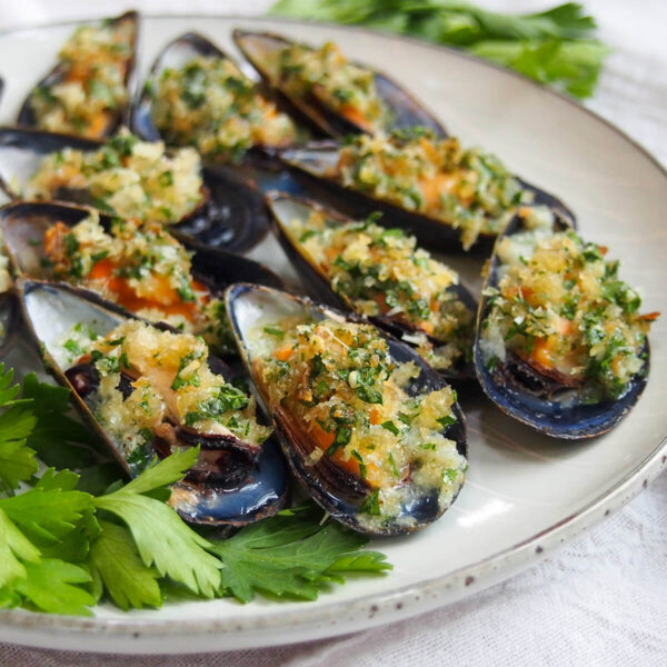 French Lemon Herb Mussels