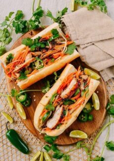 Spicy Chicken Banh Mi